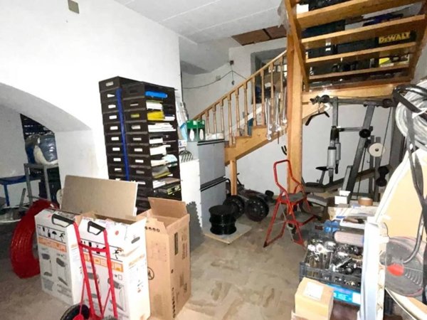 negozio in vendita a Genova in zona Pontedecimo