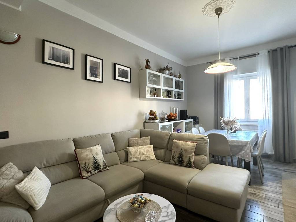 appartamento in vendita a Genova in zona Lagaccio / Granarolo