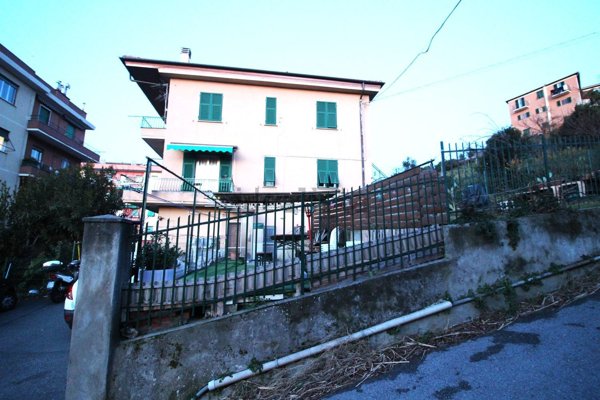 appartamento in vendita a Genova in zona Borzoli