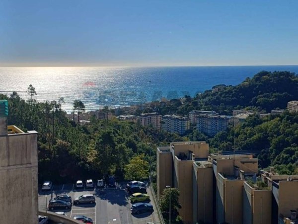 appartamento in vendita a Genova in zona Pegli