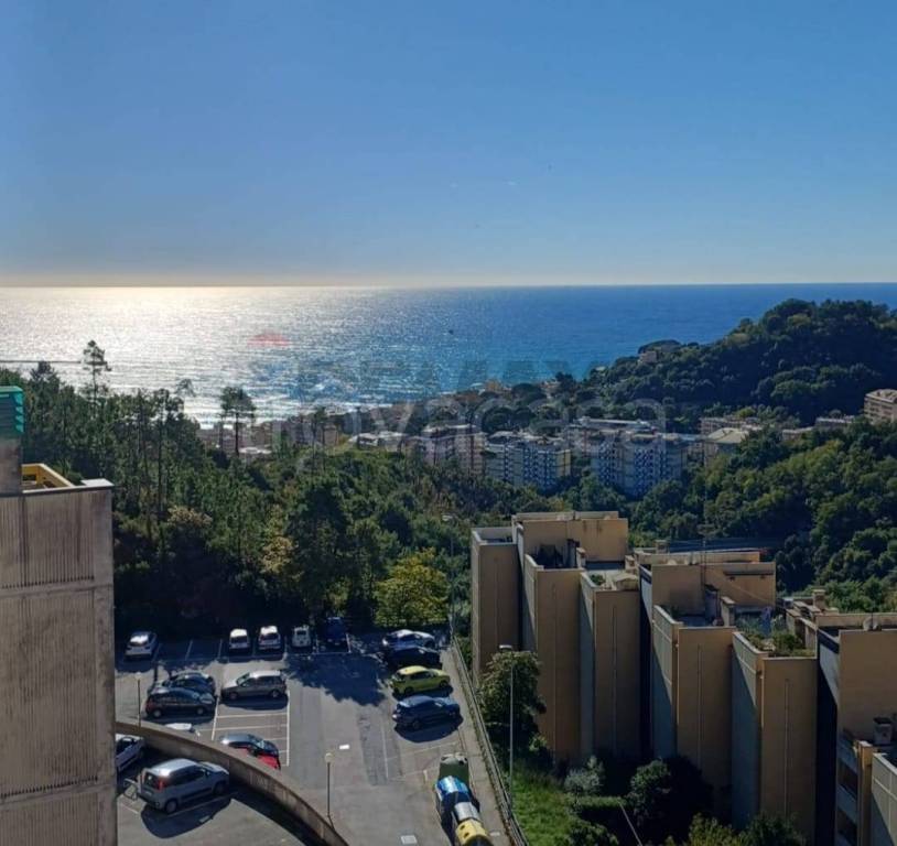 appartamento in vendita a Genova in zona Pegli