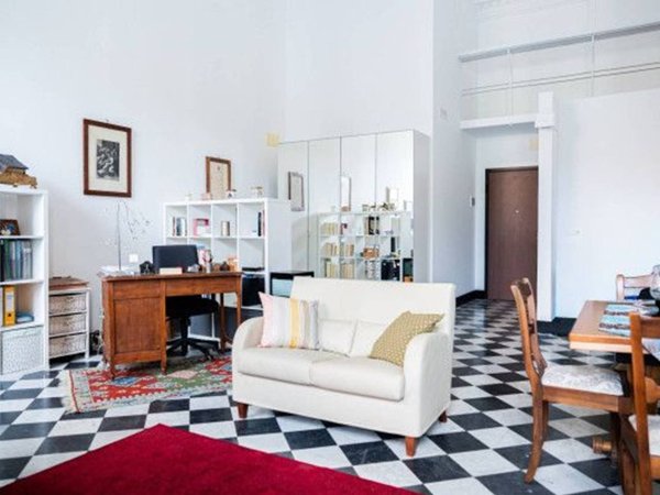 appartamento in vendita a Genova in zona Sottoripa / Maddalena / Molo