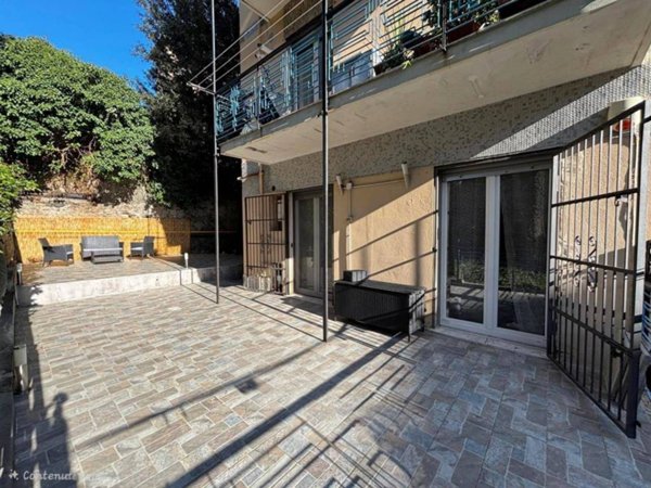 appartamento in vendita a Genova in zona Palmaro / Pra'