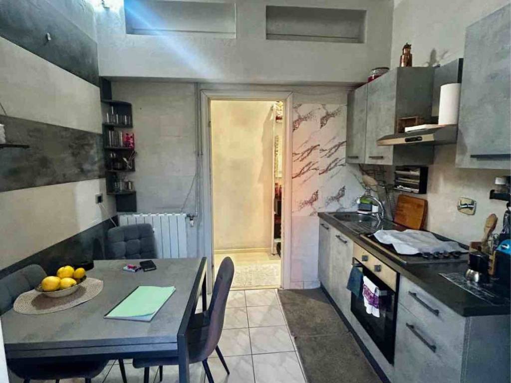 appartamento in vendita a Genova in zona Palmaro / Pra'