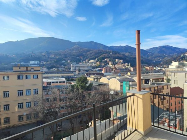 appartamento in vendita a Genova in zona Pegli