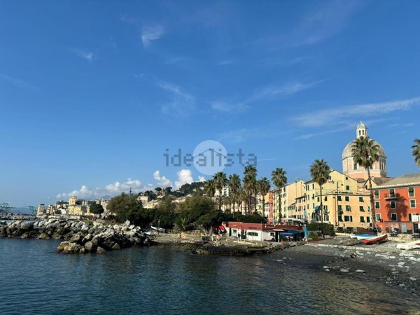 appartamento in vendita a Genova in zona Pegli