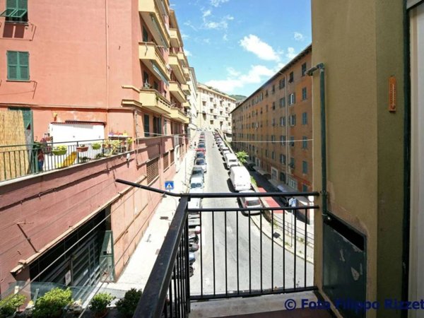 appartamento in vendita a Genova in zona Lagaccio / Granarolo