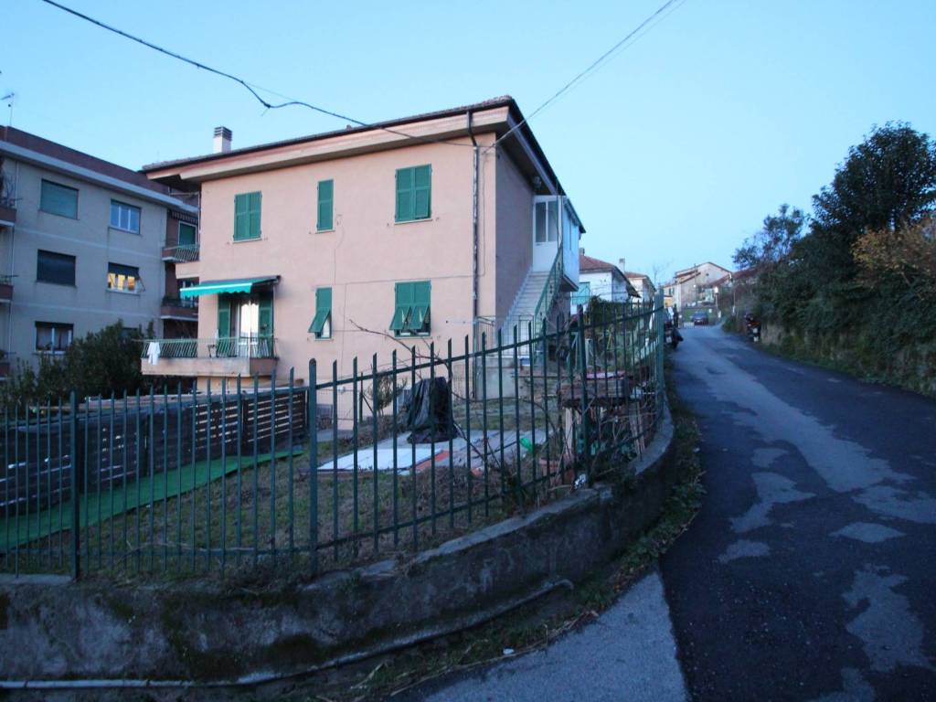 appartamento in vendita a Genova in zona Borzoli