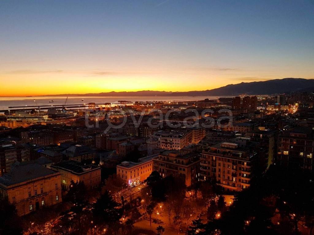appartamento in vendita a Genova in zona Sampierdarena