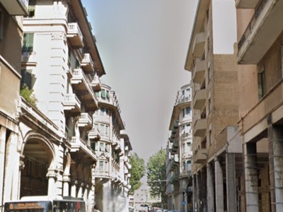 ufficio in vendita a Genova in zona Sampierdarena