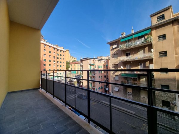 appartamento in vendita a Genova in zona Marassi