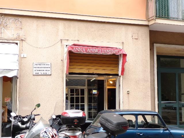 appartamento in vendita a Genova in zona Sestri Ponente