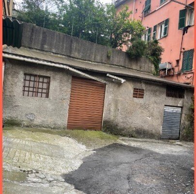 locale di sgombero in vendita a Genova