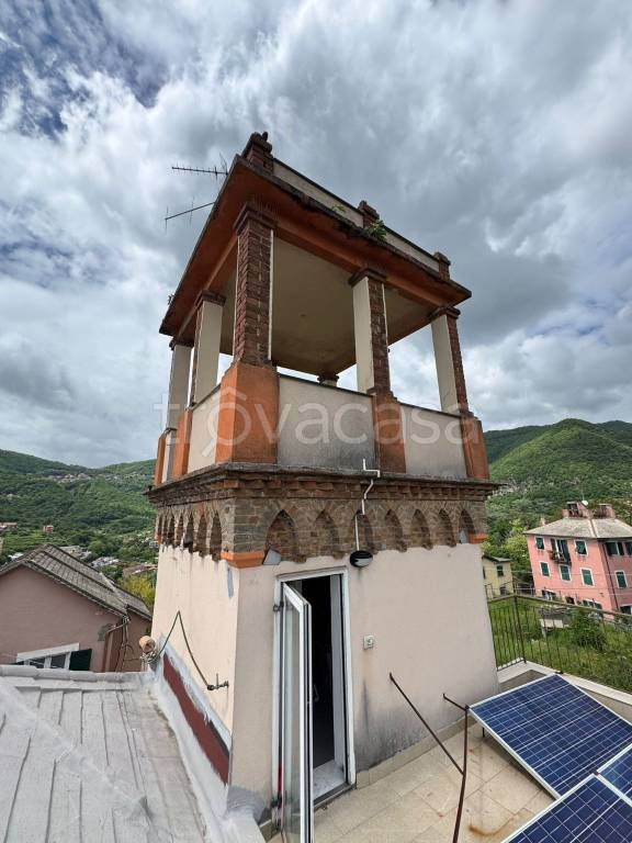 appartamento in vendita a Genova in zona Molassana