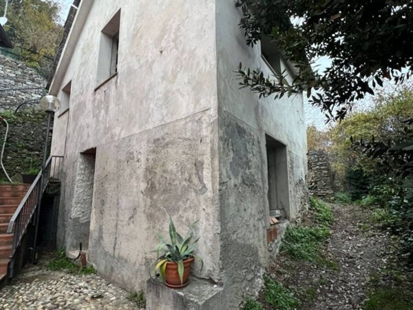 casa indipendente in vendita a Genova in zona Bolzaneto