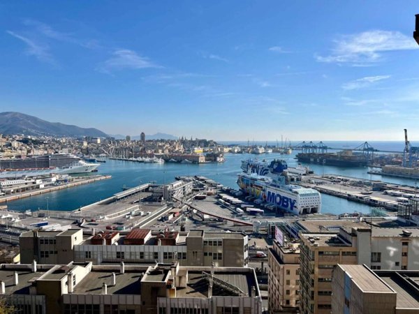 appartamento in vendita a Genova in zona San Teodoro