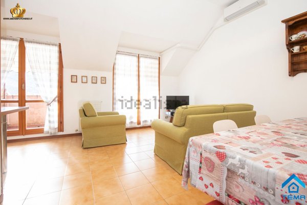 appartamento in vendita a Genova in zona Molassana