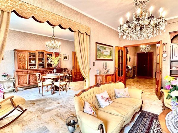 appartamento in vendita a Genova in zona Sampierdarena