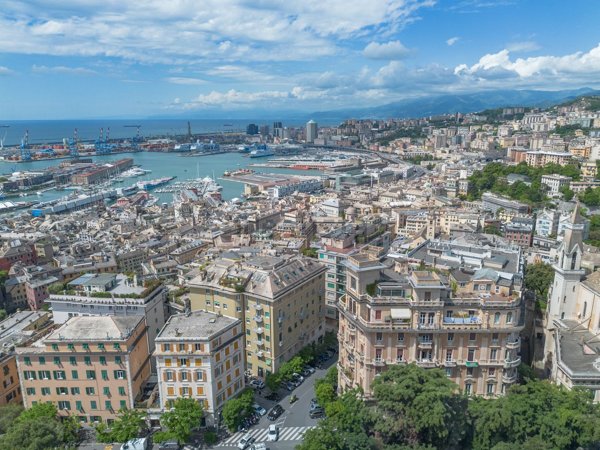 appartamento in vendita a Genova in zona Castelletto
