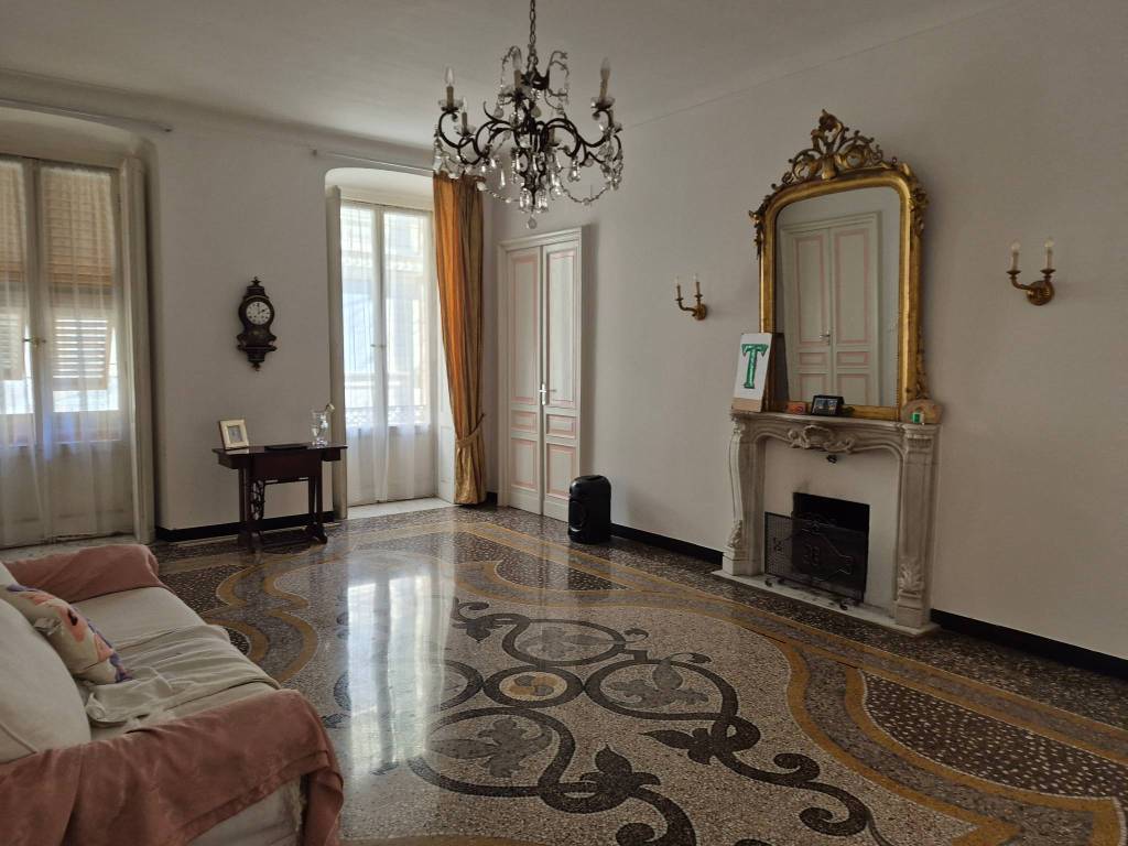 appartamento in vendita a Genova in zona Centro Storico