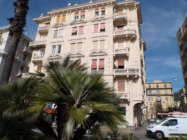 appartamento in vendita a Genova in zona Pegli