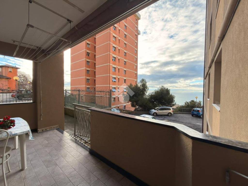 appartamento in vendita a Genova in zona Voltri