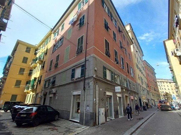 appartamento in vendita a Genova in zona Sampierdarena