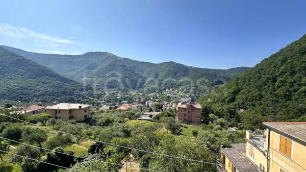 casa indipendente in vendita a Genova in zona Bavari