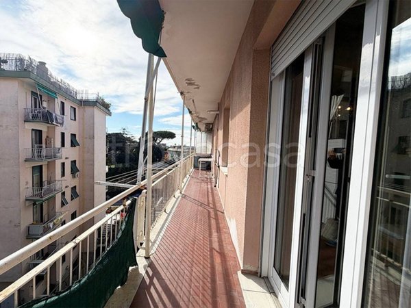 appartamento in vendita a Genova in zona Sturla