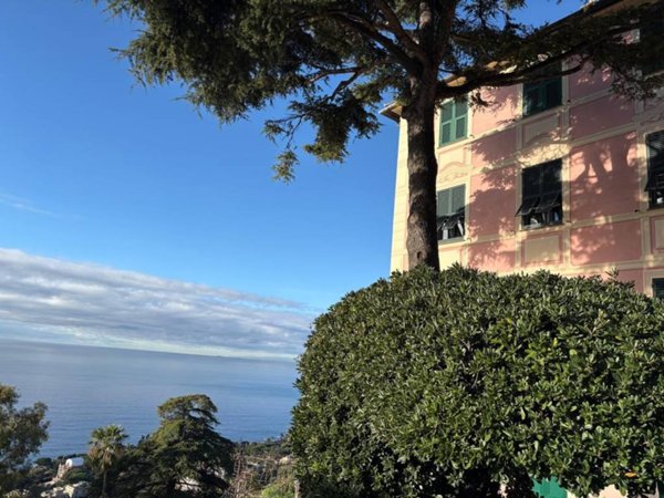 appartamento in vendita a Genova in zona Nervi