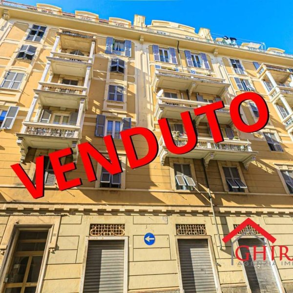 appartamento in vendita a Genova in zona Sestri Ponente