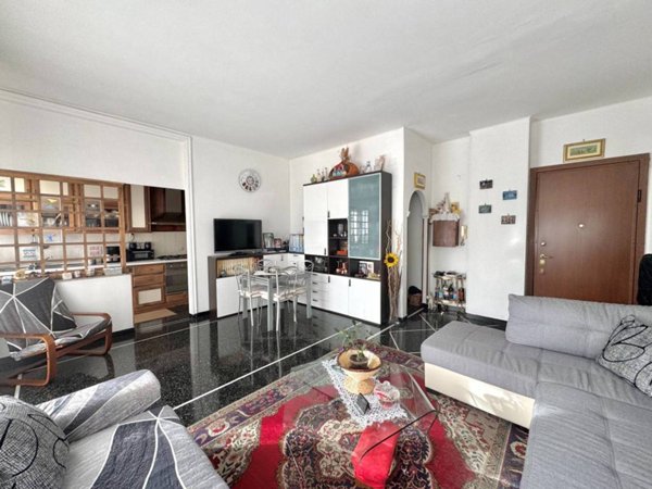 appartamento in vendita a Genova in zona Lagaccio / Granarolo