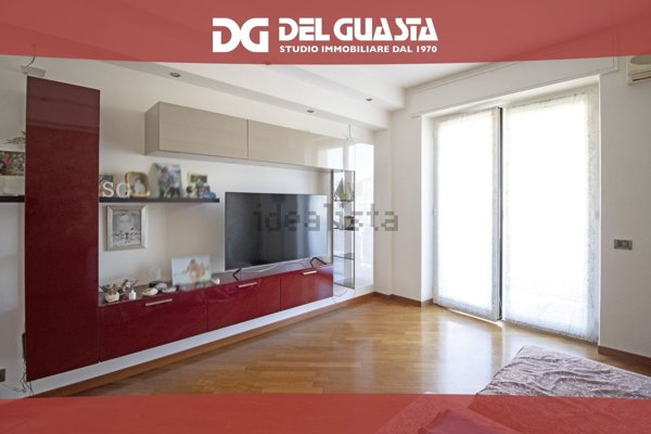 appartamento in vendita a Genova in zona Oregina