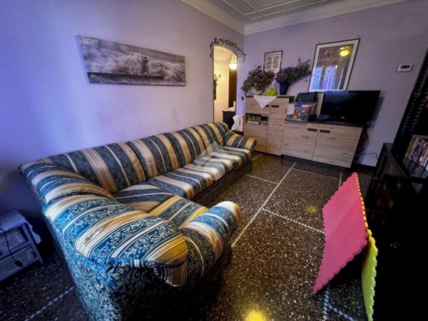 appartamento in vendita a Genova in zona Sampierdarena