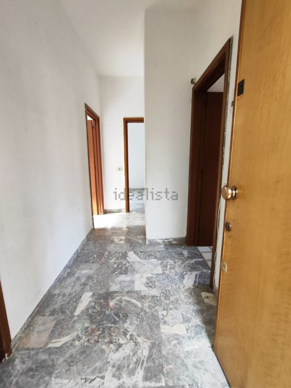 appartamento in vendita a Genova in zona San Gottardo/Sant'Eusebio