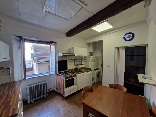 appartamento in vendita a Genova in zona Bolzaneto