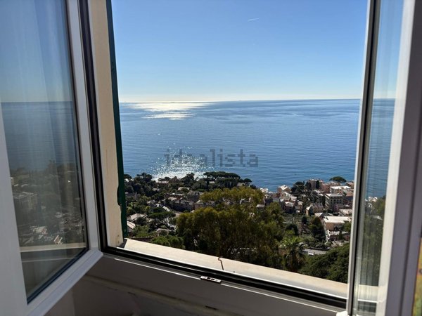 appartamento in vendita a Genova in zona Nervi
