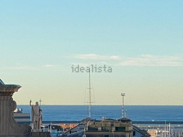appartamento in vendita a Genova in zona Sestri Ponente