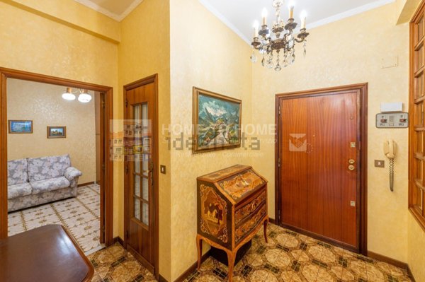 appartamento in vendita a Genova in zona Quezzi