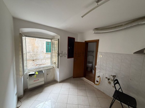 appartamento in vendita a Genova in zona Sestri Ponente