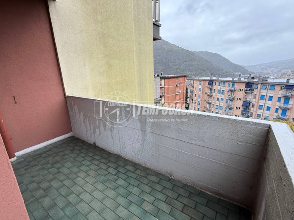 appartamento in vendita a Genova in zona Molassana