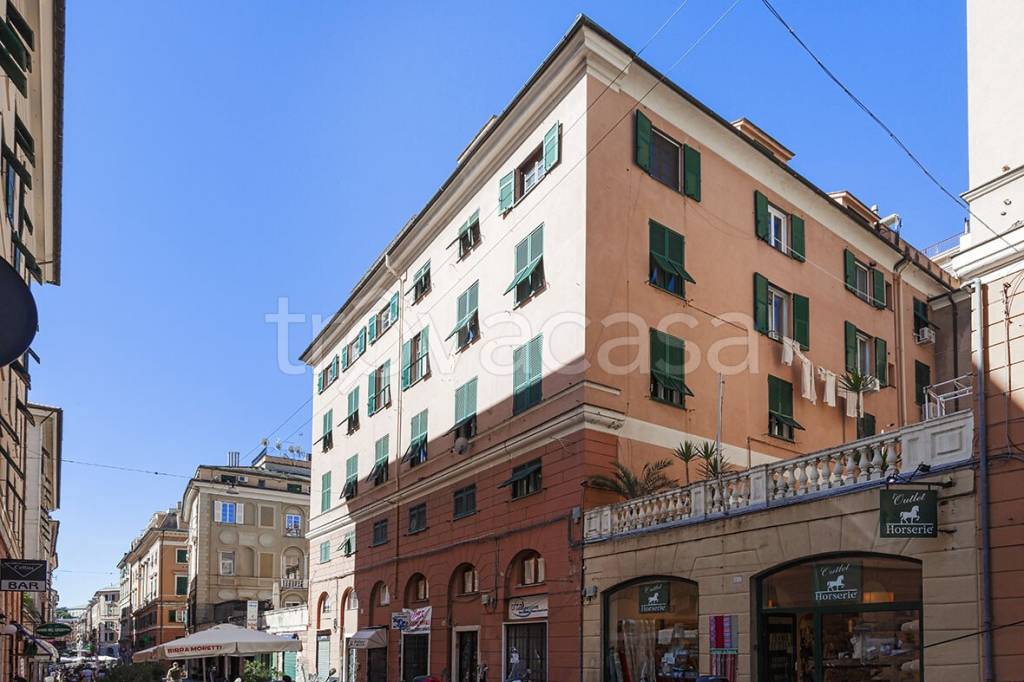 appartamento in vendita a Genova in zona San Vincenzo
