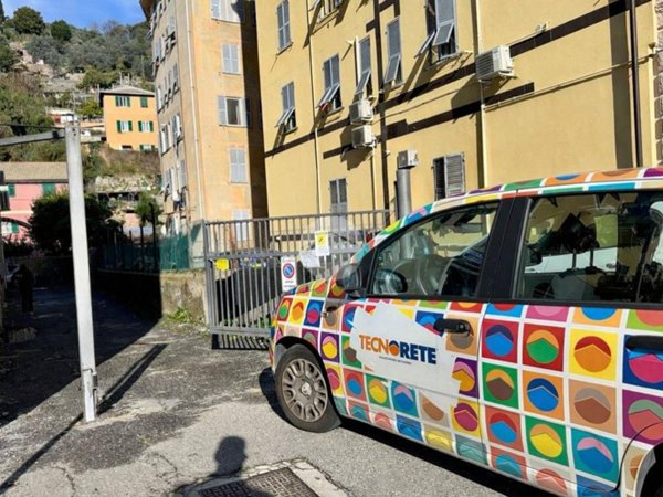 locale di sgombero in vendita a Genova in zona Staglieno
