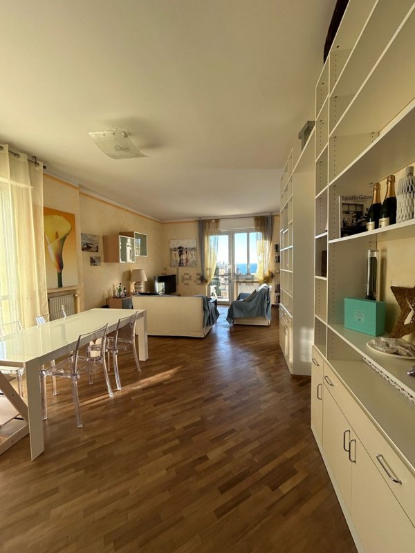 appartamento in vendita a Genova