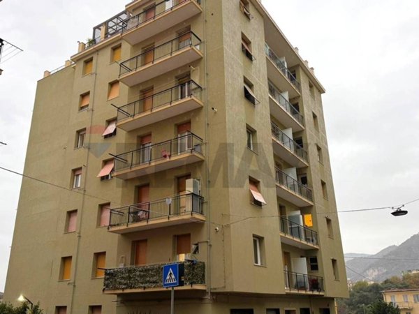 appartamento in vendita a Genova in zona Cornigliano