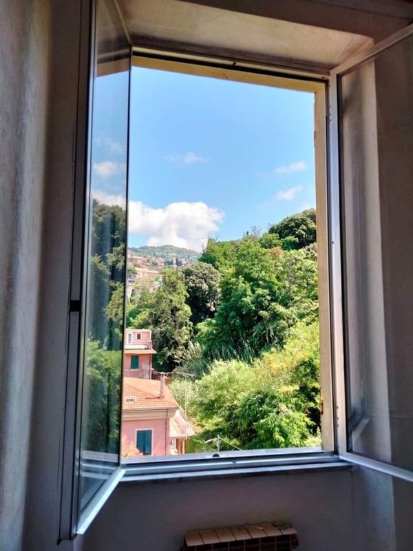 appartamento in vendita a Genova in zona Sturla