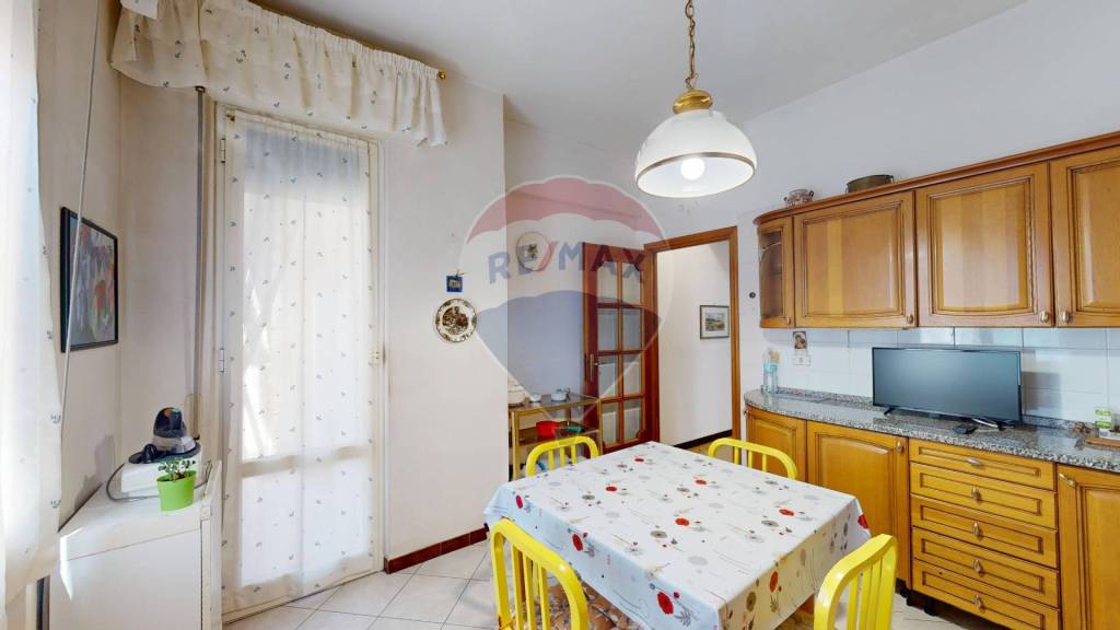 appartamento in vendita a Genova in zona Sestri Ponente