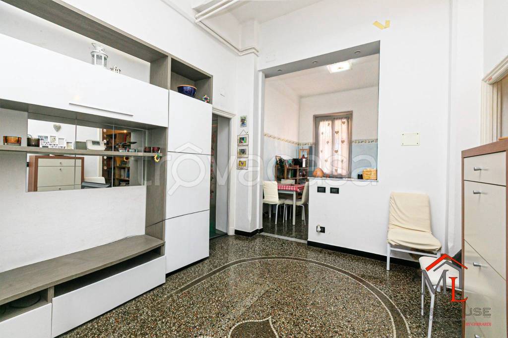 appartamento in vendita a Genova in zona Marassi