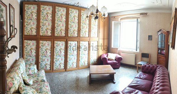 appartamento in vendita a Genova in zona Staglieno