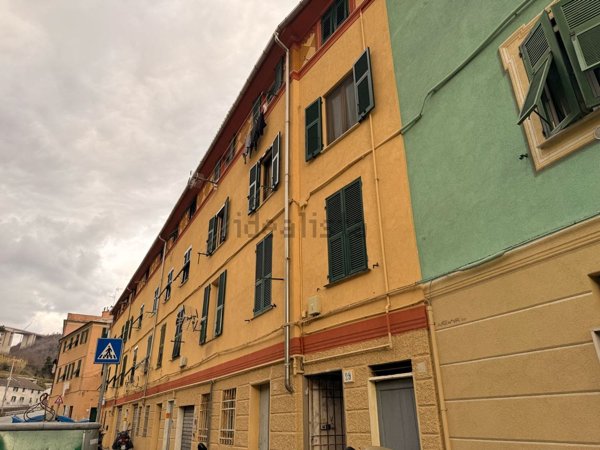 appartamento in vendita a Genova in zona Voltri
